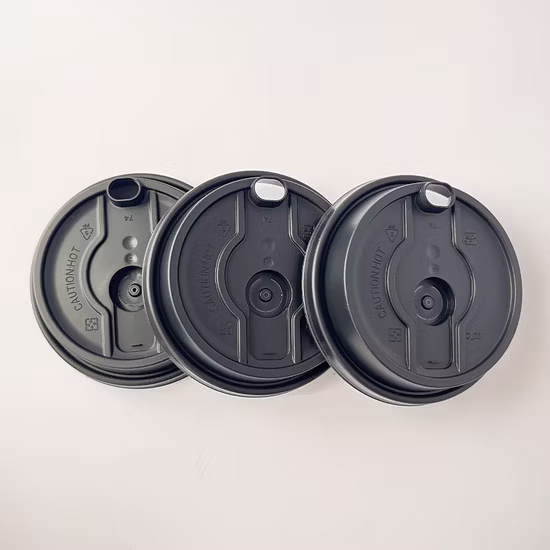 Tampas de copo de plástico PP transparentes sem canudo personalizadas por atacado com 90 mm de largura e capacidade para 12